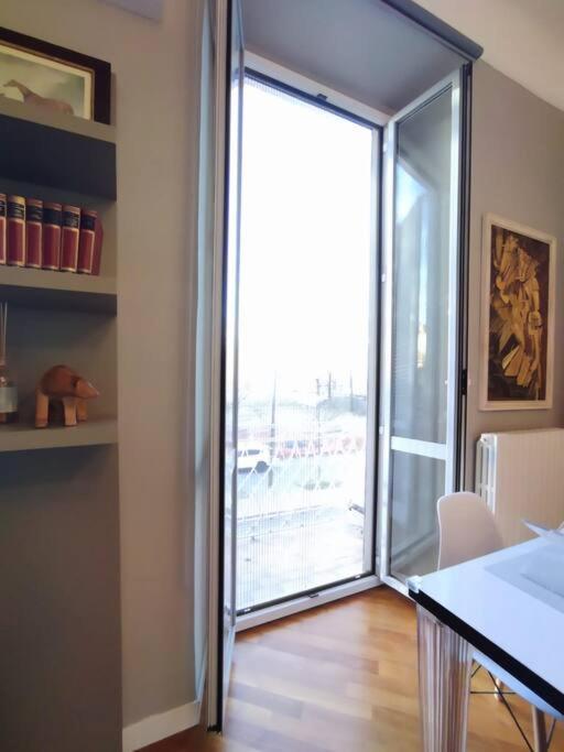 Smart Sarpi Monolocale Apartment Milan Luaran gambar
